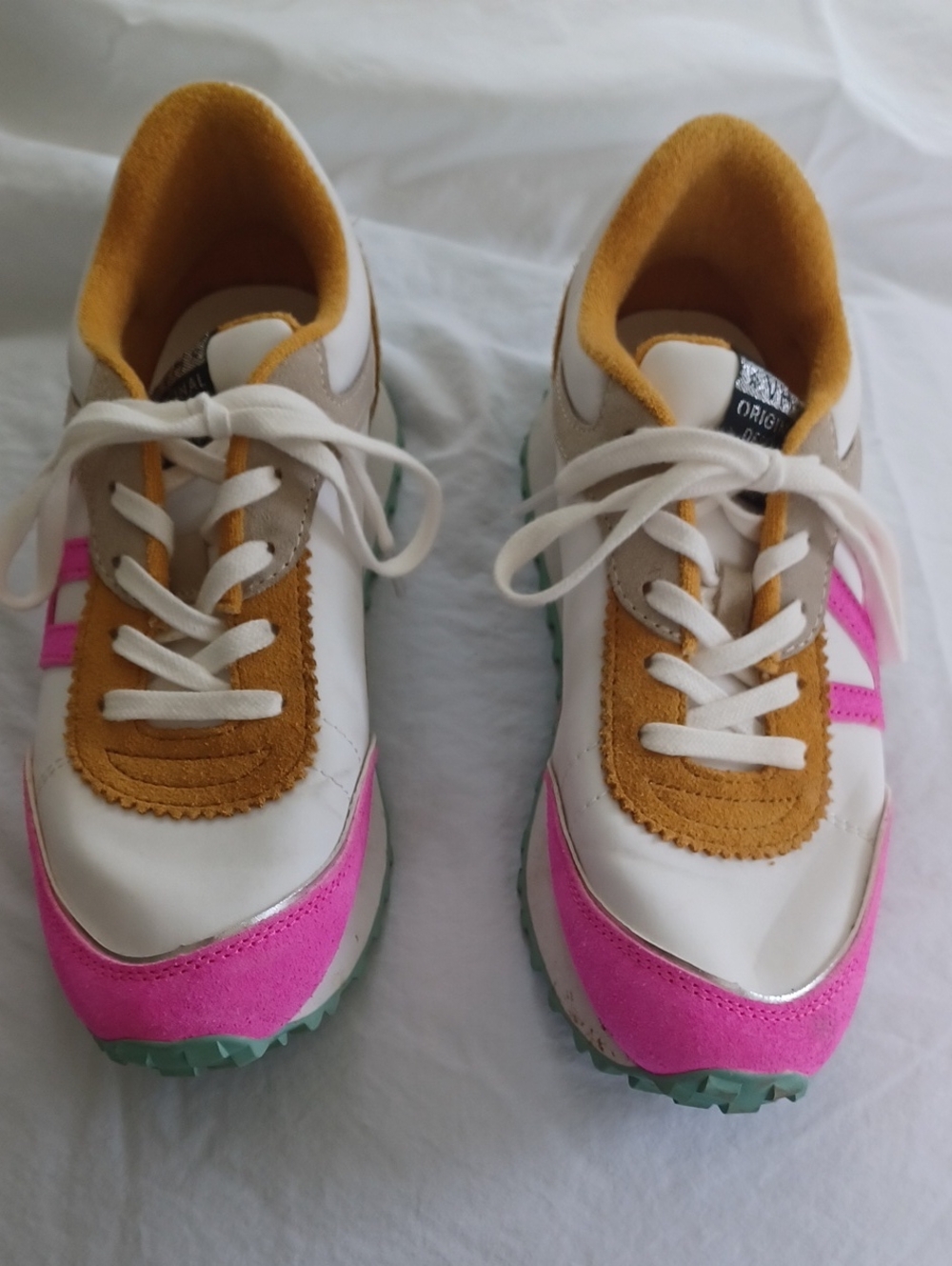 Vintage Havana White Leather Sneakers with Pink Stripes and Mustard Suede Collar